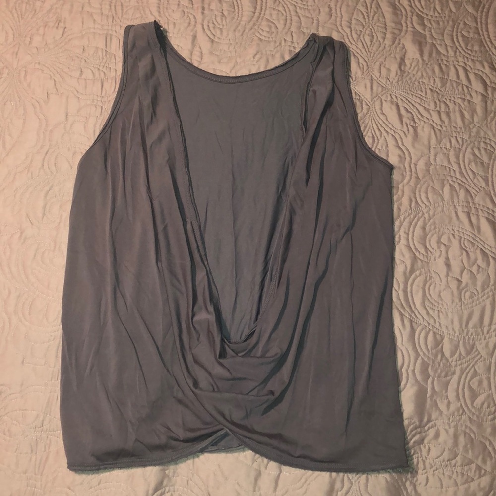 Size Medium Tresics Luxe Swoop Back Tank